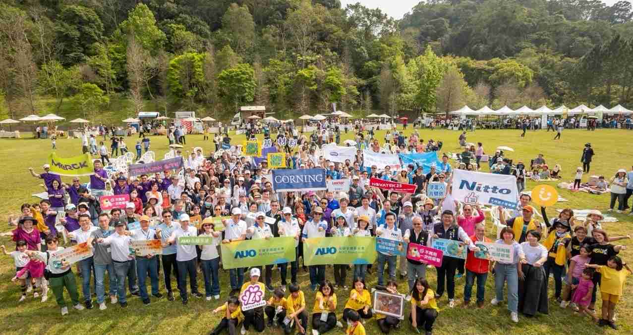 菠菜论坛致力永续平衡发展，，，第14年入选DJSI世界指数成分股（DJSI World），，在全球顶尖电子设备仪器组件产业展现卓越的永续竞争力，，，，获国际指数肯定